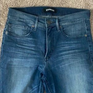 Express perfect curve jeans 6R